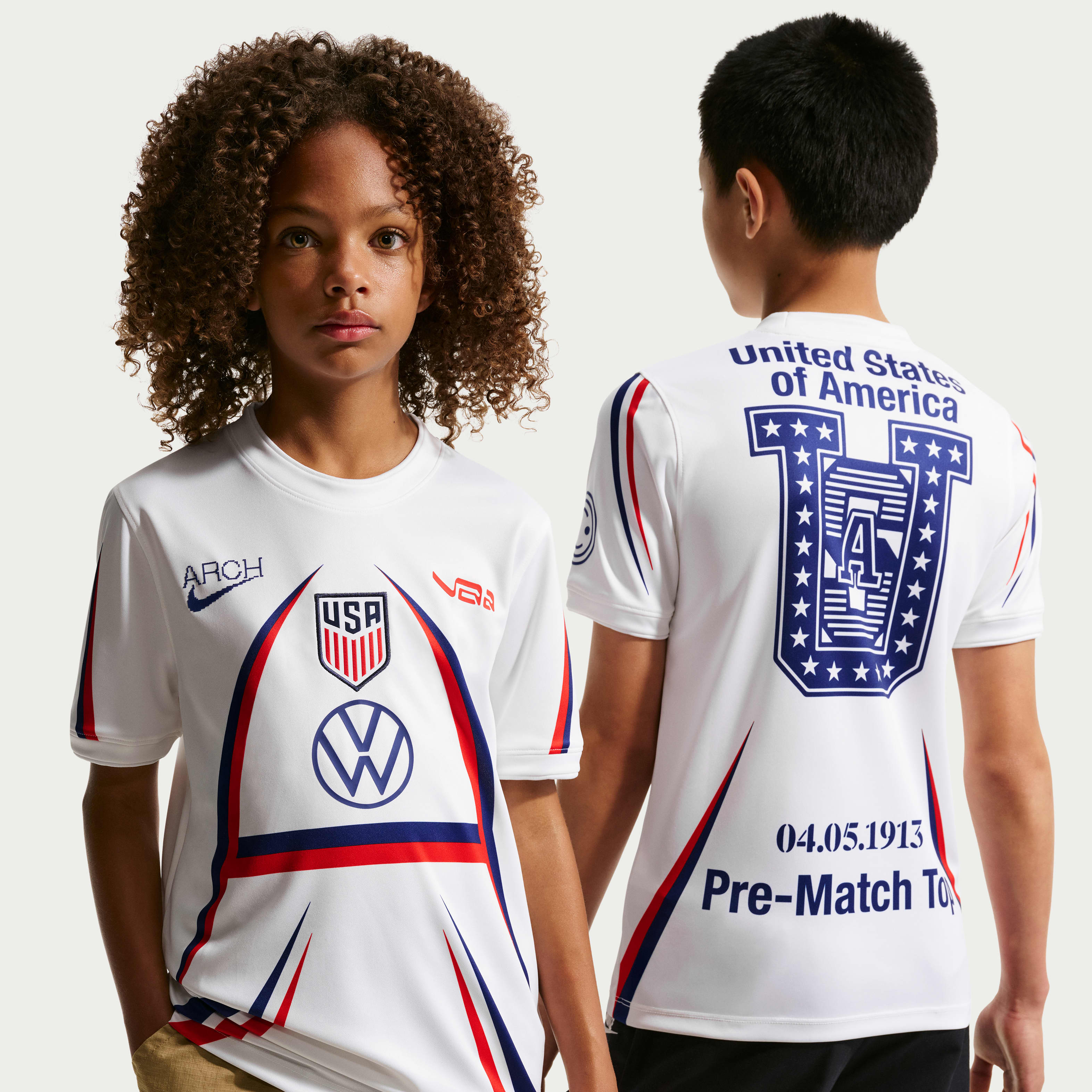 Nike England x Palace Little Kids' Short-Sleeve Soccer Top | The